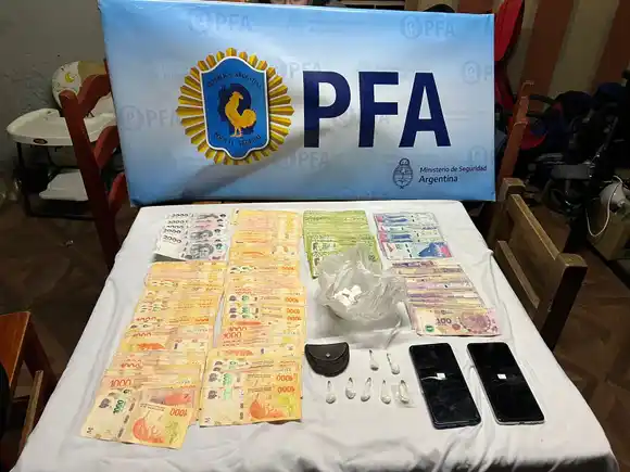 La Policía Federal desarticuló varios puntos de venta de droga y detuvo a tres personas