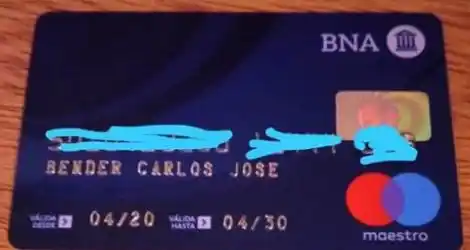 Encontraron la tarjeta bancaria de Carlos