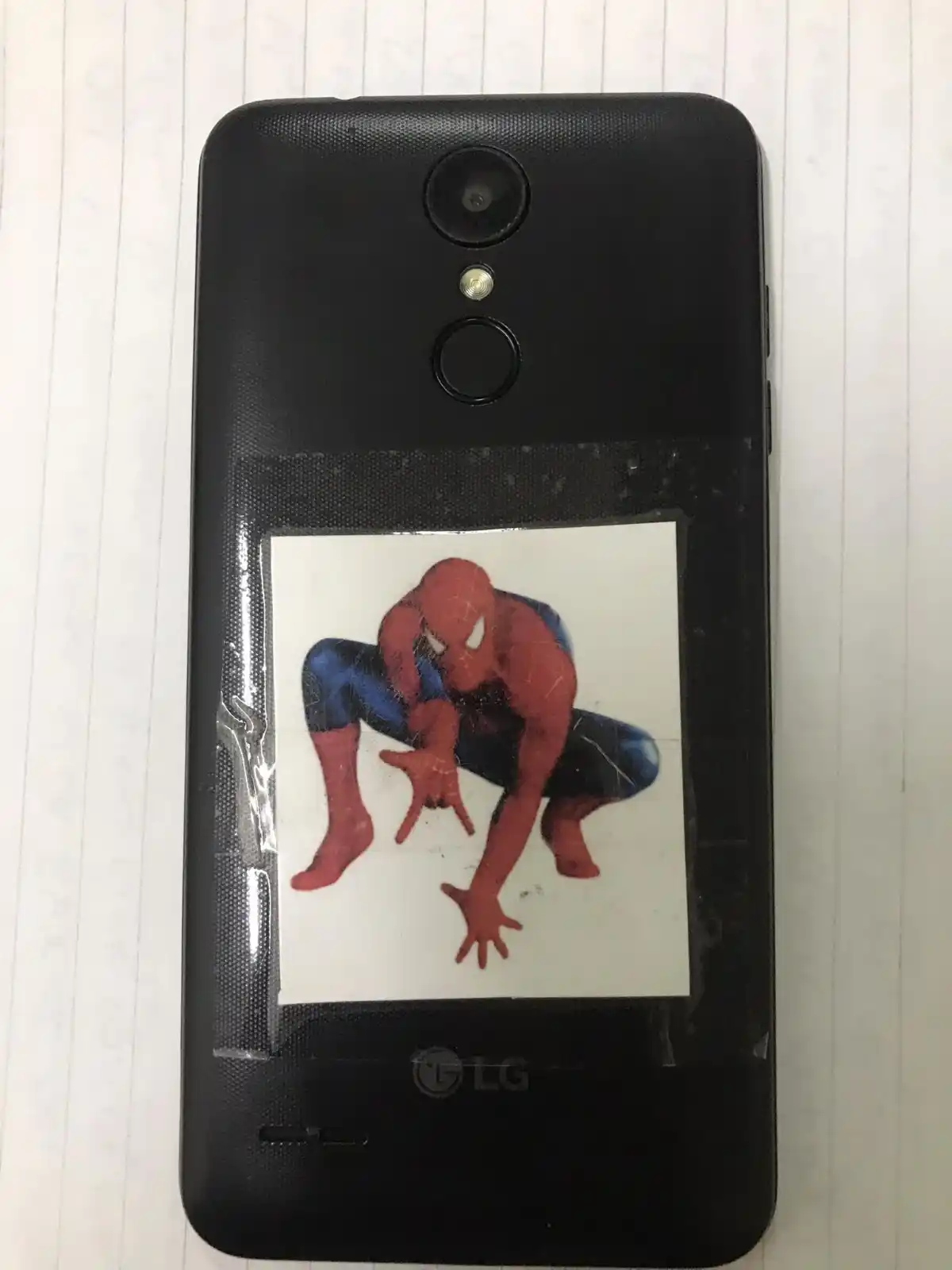 Celular encontrado en la Escuela Normal
