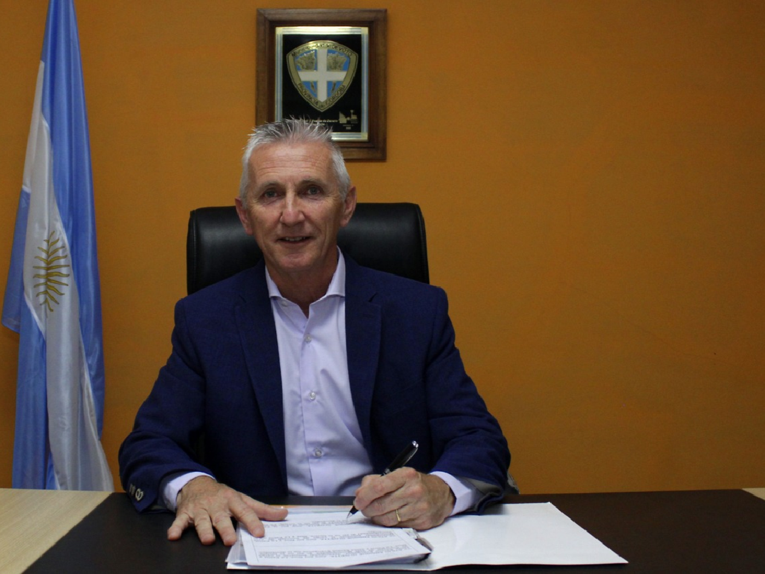 Rinero, intendente de Devoto, prometió plan de seguridad y nuevas especialidades para el hospital