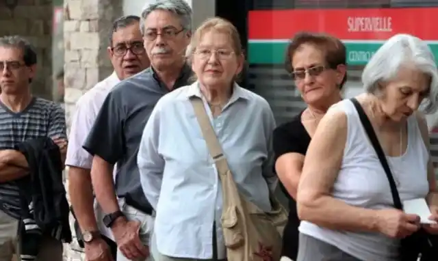 Jubilaciones, pensiones y asignaciones familiares aumentarán 12,22%
