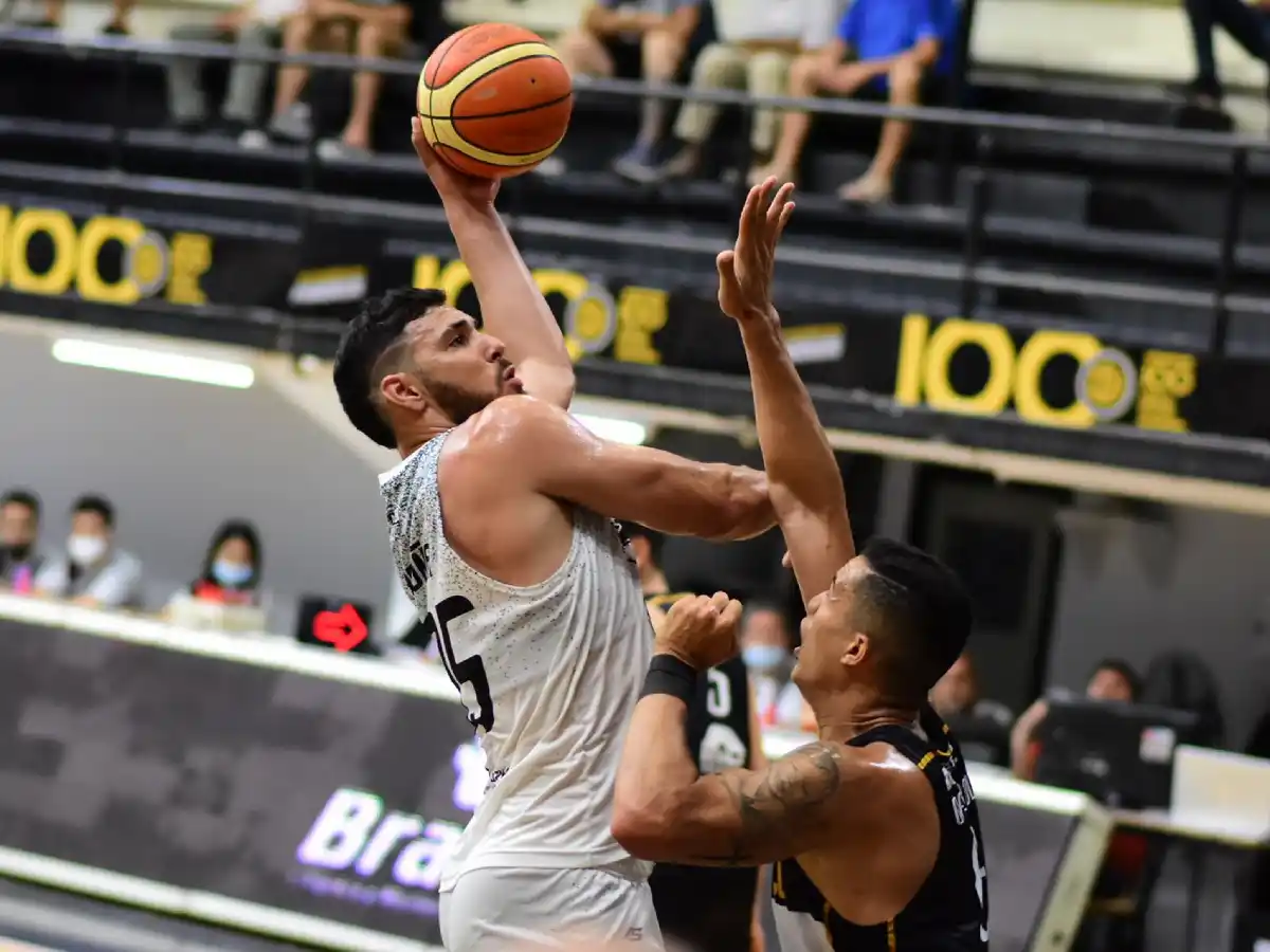 Roberto Acuña jugará en Olímpico de La Banda