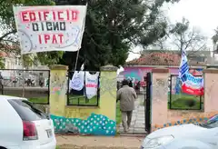 Gremios, docentes y estudiantes reclaman demandas incumplidas ante la Jefatura Distrital 