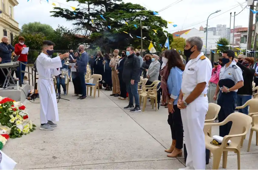 Fiesta de los Pescadores: Montenegro participó de la ceremonia de San Salvador en el Puerto