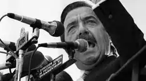 El recuerdo de la asunción presidencial que significó el alumbramiento de la democracia