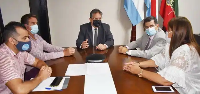 Municipio y provincia articulan programas educativos y  deportivos para Concordia