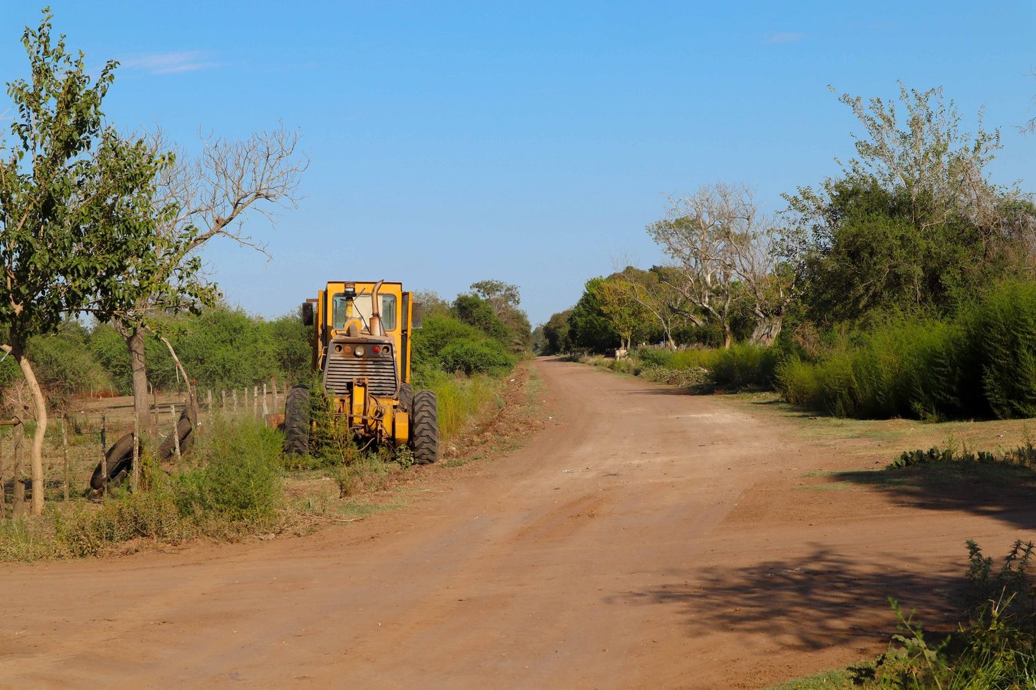 Continúan con la limpieza y mejoramiento de calles