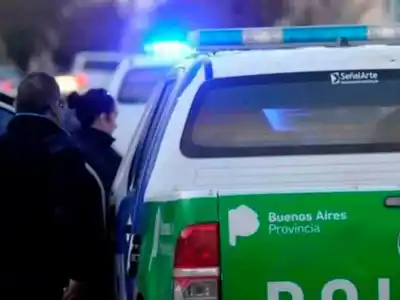 Policía Científica trabaja en el lugar de los hechos a fines de esclarecer lo ocurrido.