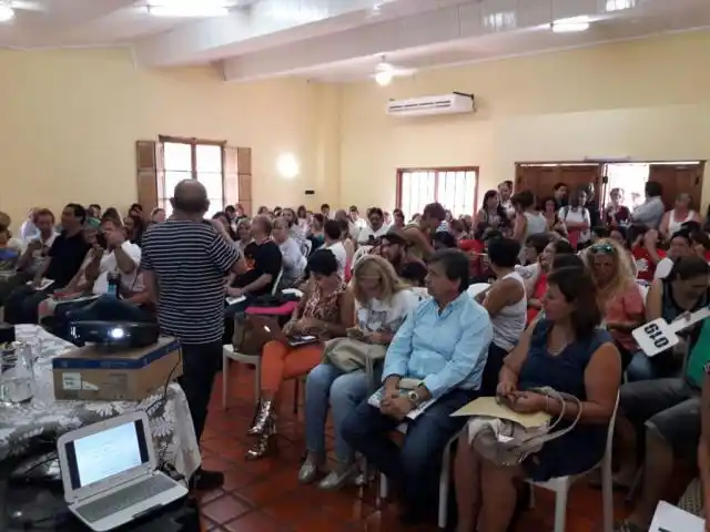 Agmer se reúne en Congreso previo al encuentro con el Gobierno 