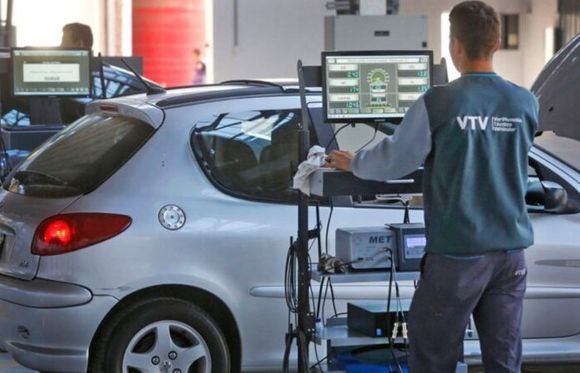 Kicillof suspendió hasta fines de julio el aumento en la tarifa de la VTV