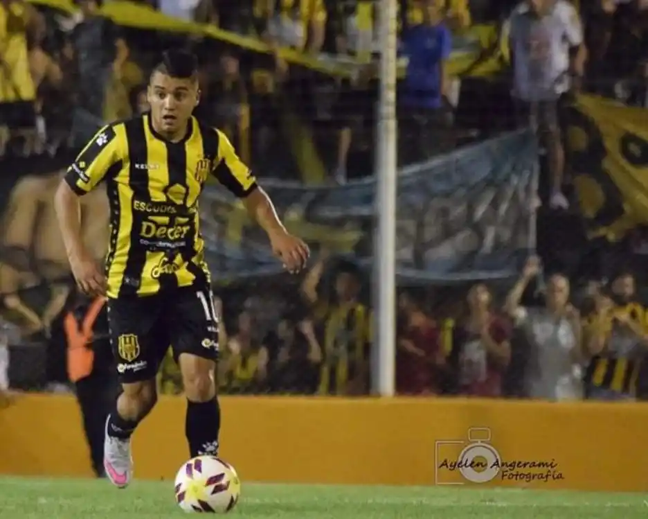 Ezequiel Vidal, otro delantero para Alvarado