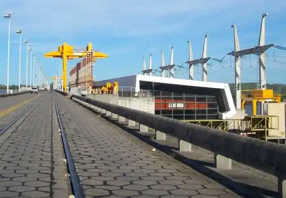 Del otro lado del río, preocupa la apertura de frontera y advierten que "se perderán empleos"