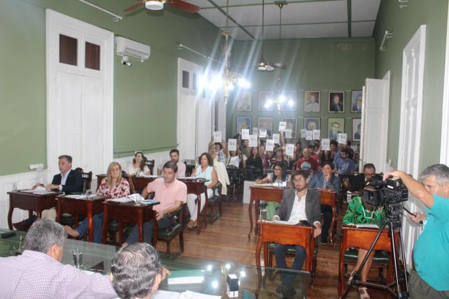 Se realizó la segunda sesión a sala completa