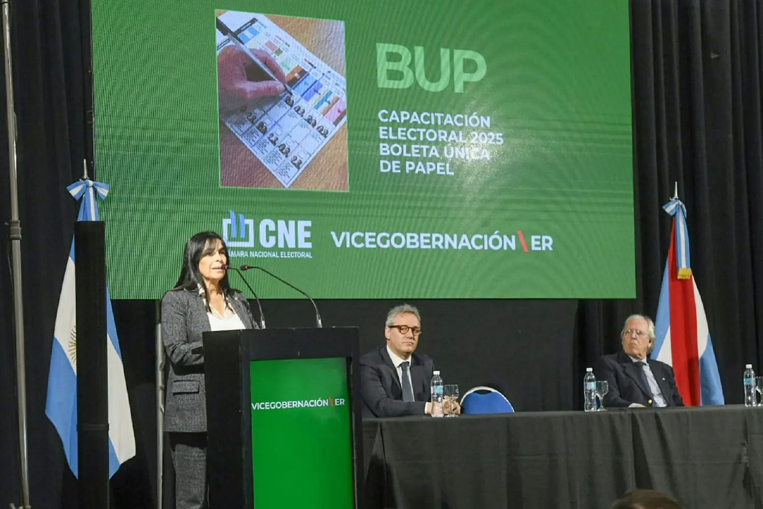 La Vicegobernación realizó la primera capacitación en Boleta Única de Papel