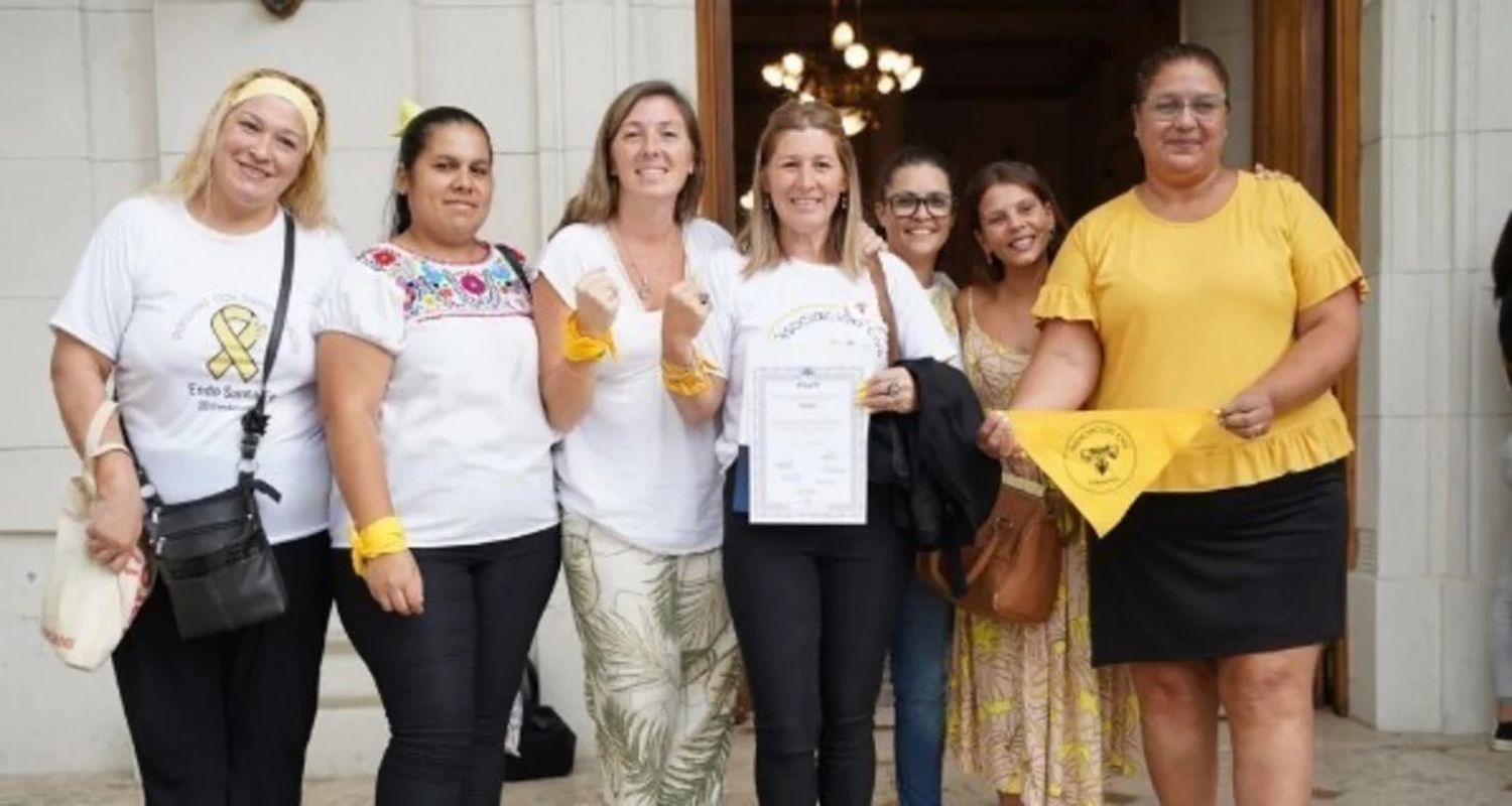 Se realizó una jornada en Santa Fe para pedir la reglamentación de la Ley de Endometriosis