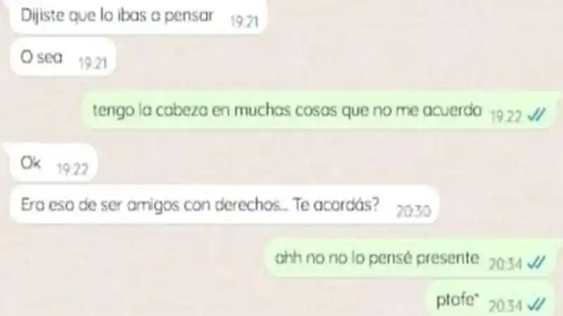 Profesor propuso "ser amigos con derechos" a una alumna a cambio de buenas notas