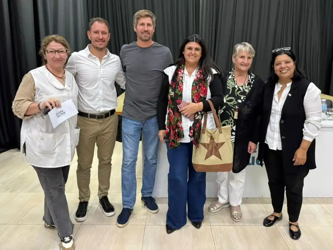 Distintos establecimientos educativos recibieron aportes económicos.