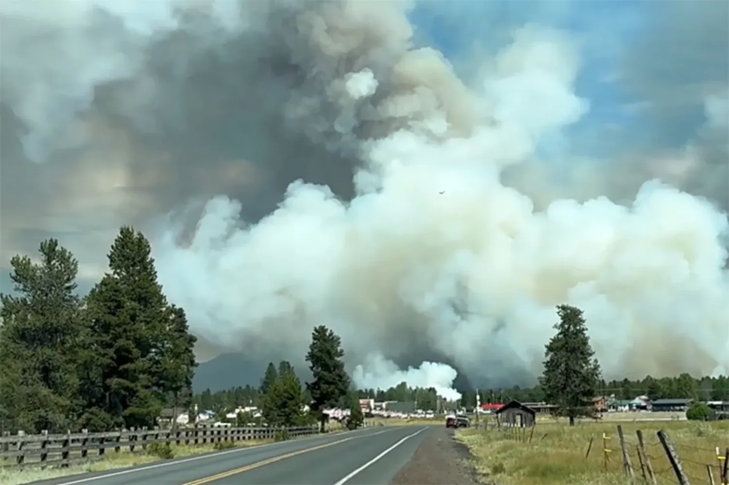 Intense smoke from the Darlene 3 wildfire in La Pine, Ore., on Tuesday.