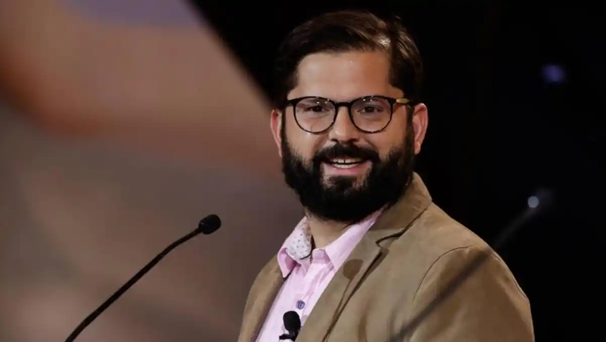 Congreso de Chile aprueba plan de Boric para reformar sistema privado de pensiones