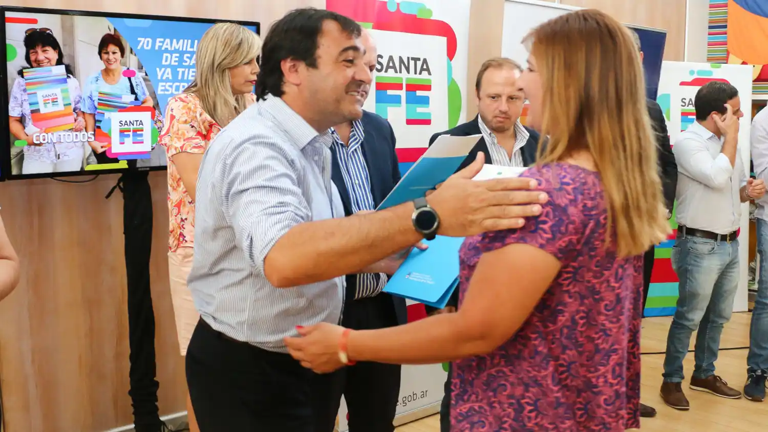 Provincia y Nación entregaron escrituras a 70 familias de la ciudad de Santa Fe