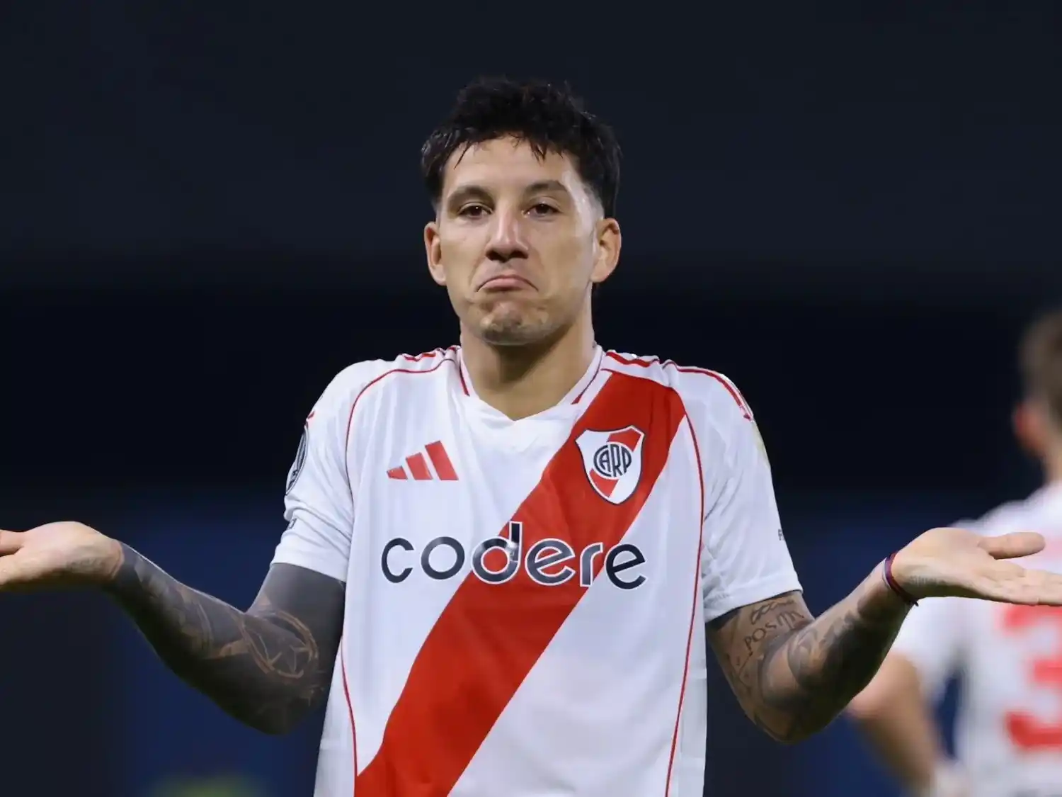 Driussi sigue sin recibir el alta médica y preocupa a River