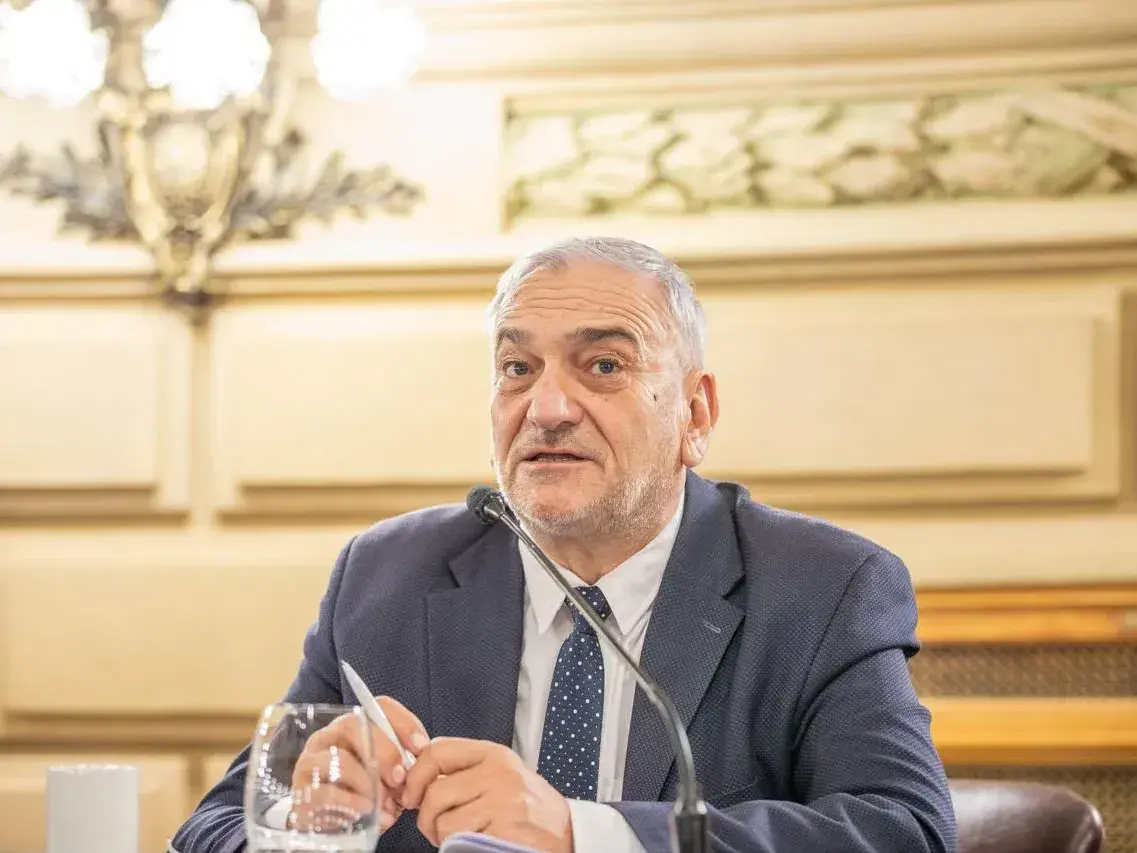 El senador Alcides Calvo presentó un proyecto para construir un edificio del Ministerio Público en Rafaela