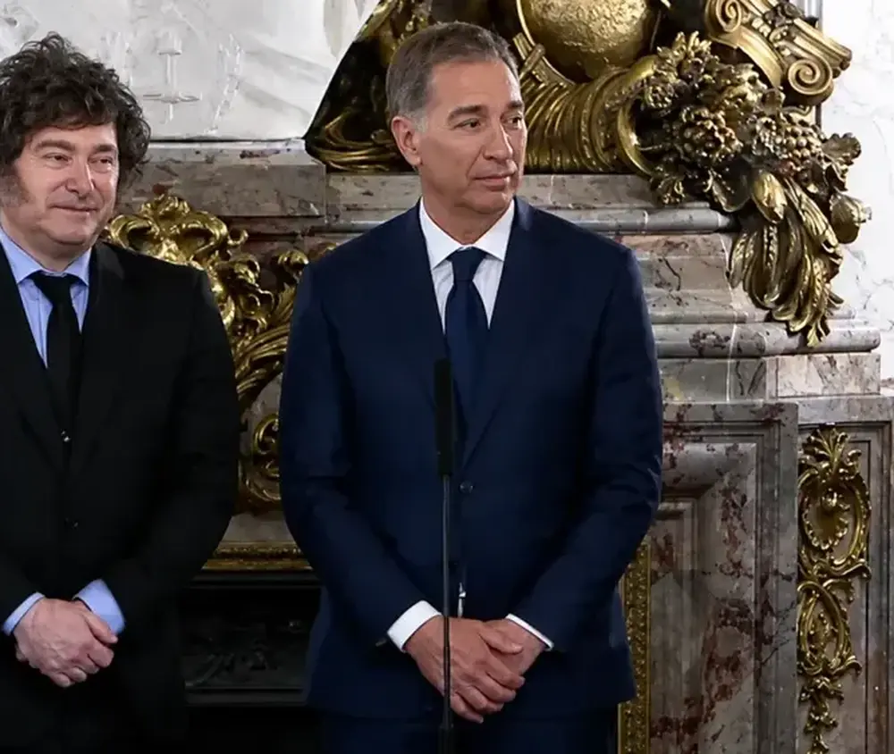 Santilli juró en sus nuevas funciones en Casa Rosada, tras la salida de Manuel Adorni.