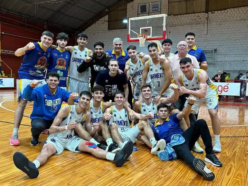 Sarmiento festejó en Posadas
su primera victoria de visitante