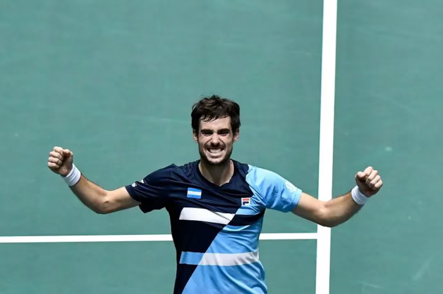 Pella fue parte del equipo argentino en la conquista de la Copa Davis en 2016