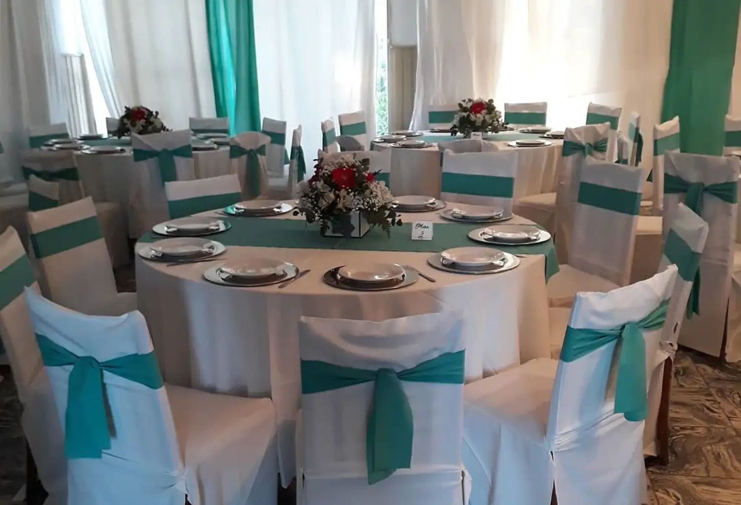 Desde el sector de eventos aseguran que cerca de un centenar de prestadores quedaron “en el camino”