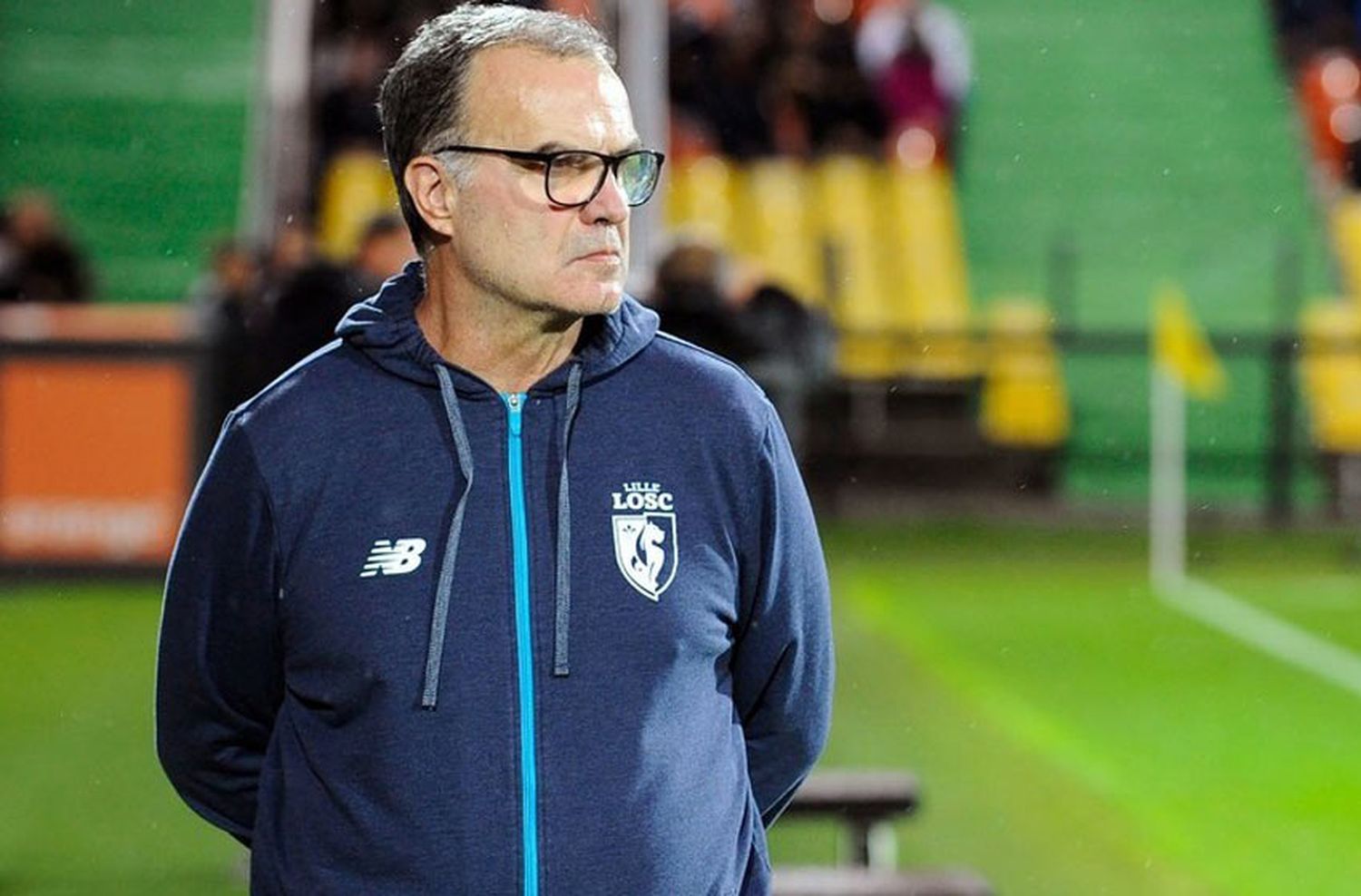 Marcelo Bielsa, candidato a dirigir en la segunda división de Inglaterra