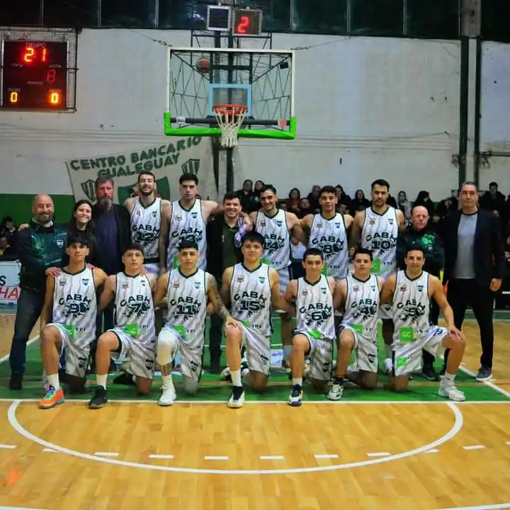 Otra estrepitosa caída de B.H.
Centro Bancario volvió al triunfo