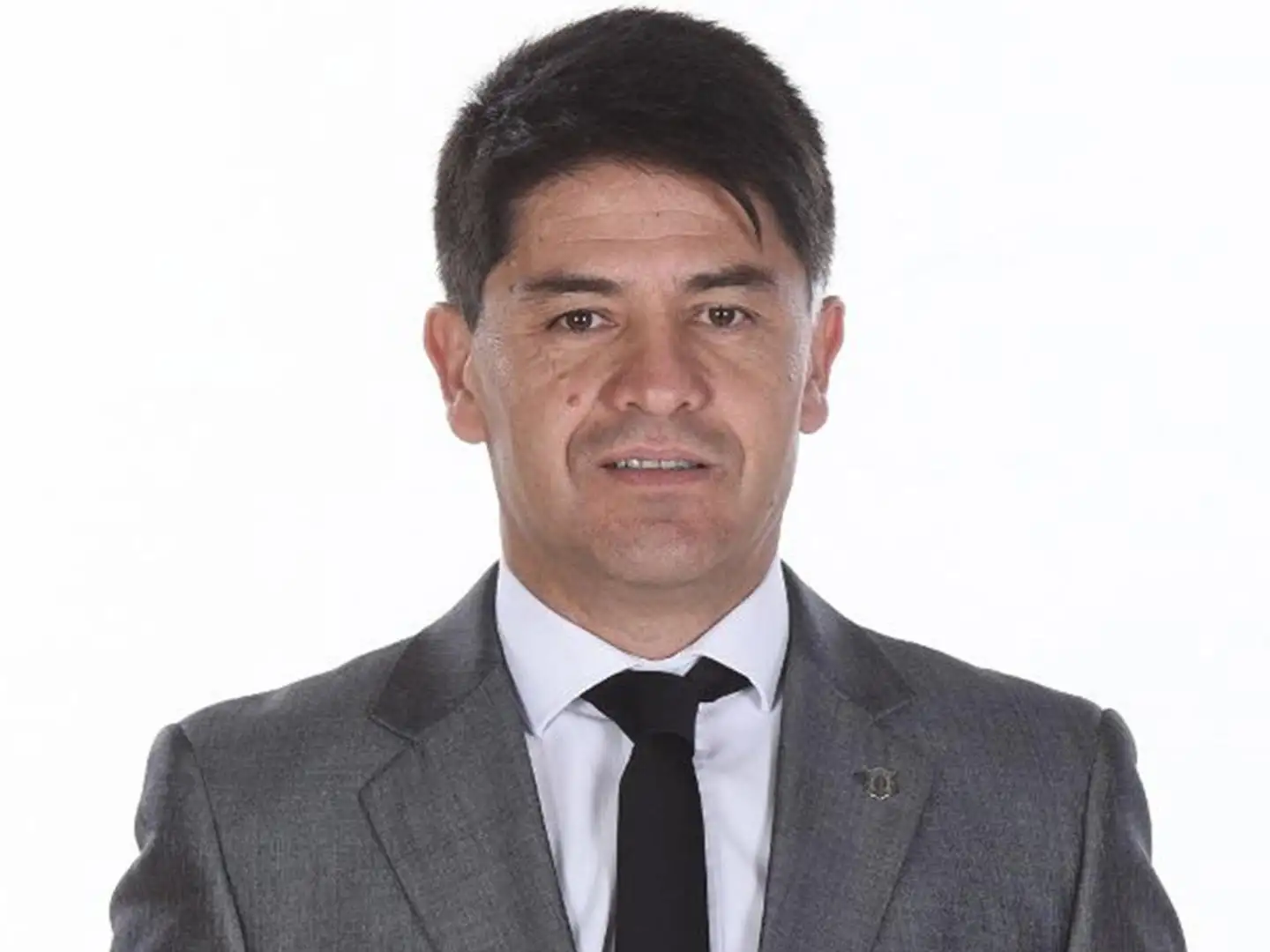 Macías duró sólo cuatro partidos en Argentino