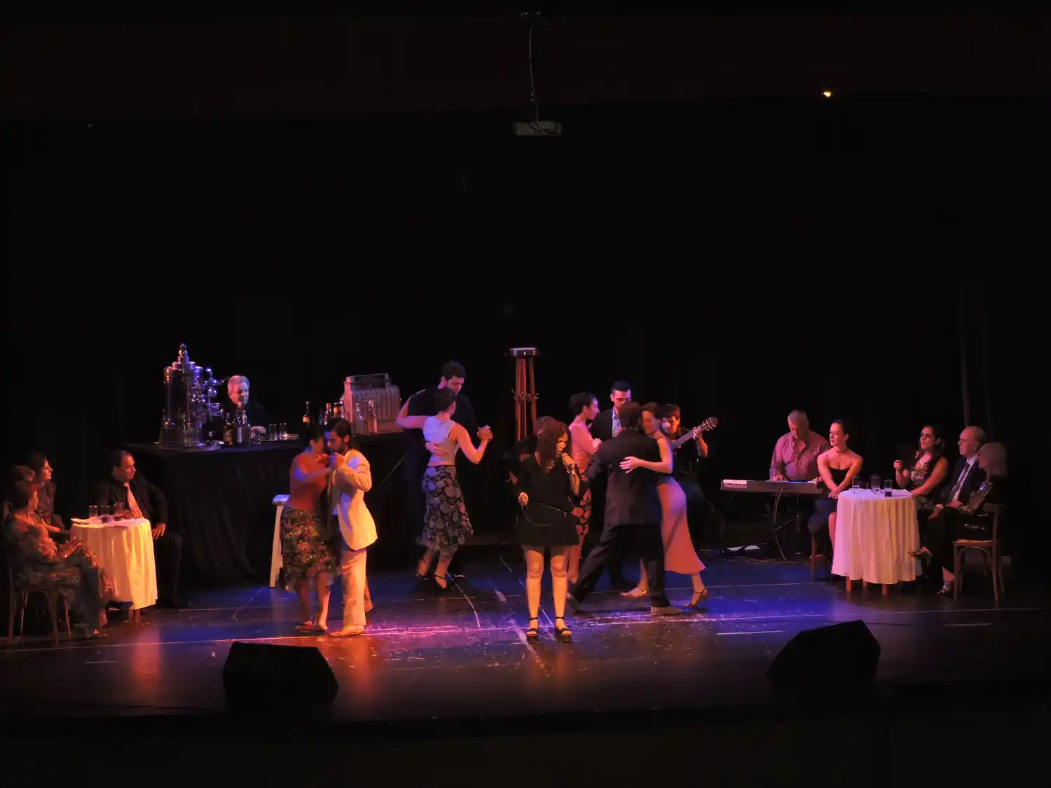 Se realizará una nueva edición de "Tango por los Bares" en Tandil.