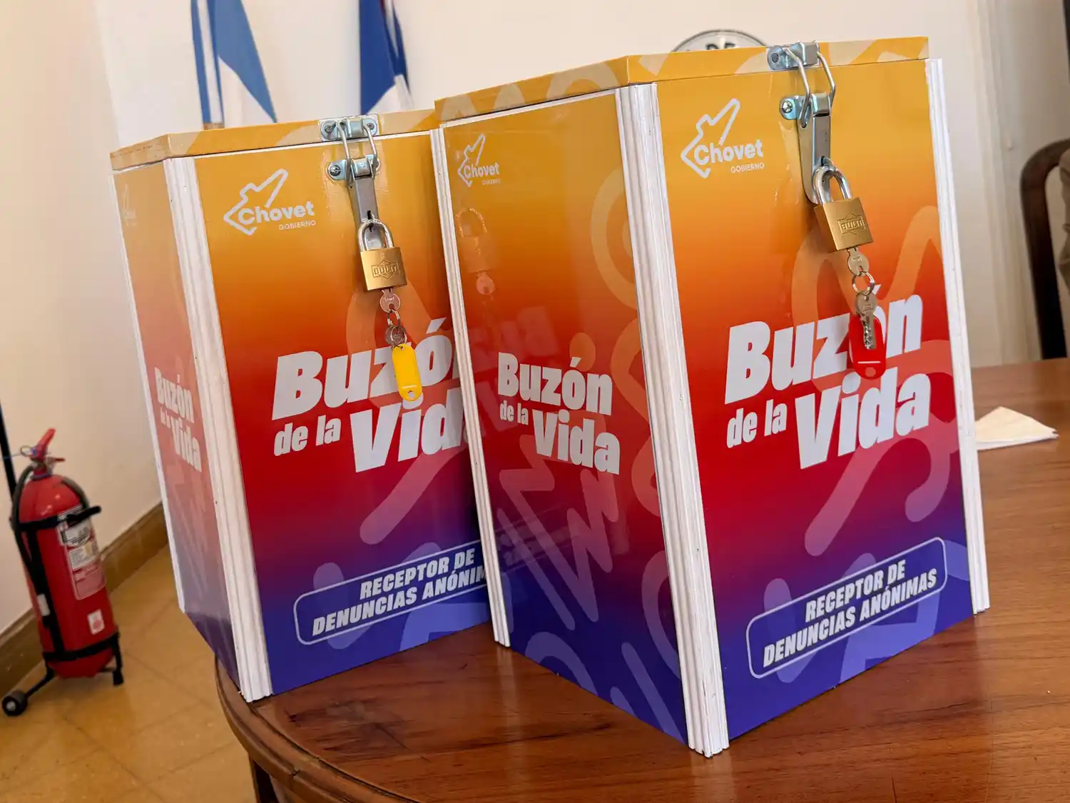 Dos buzones serán instalados en las iglesias de la localidad y el tercero en el Samco.