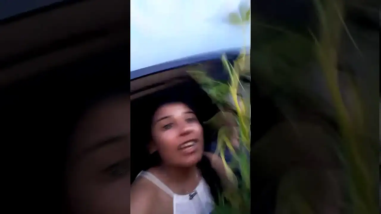 Dos Policías se filmaron con una planta de marihuana