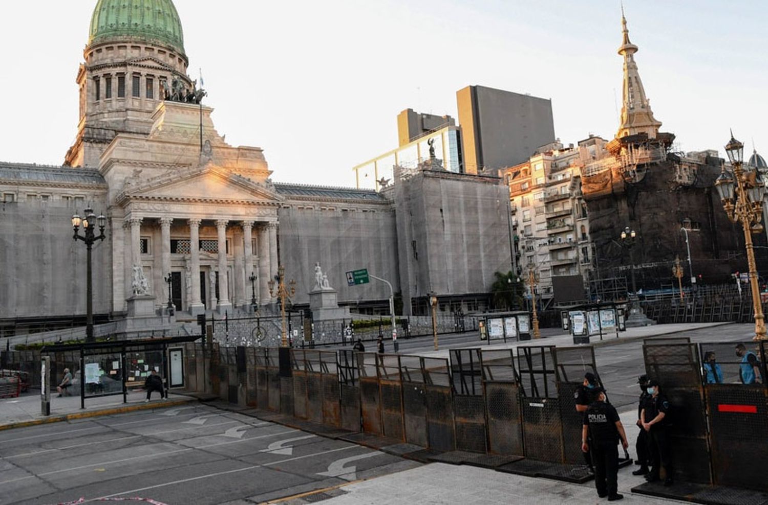 Aborto: cómo es el operativo de seguridad que se desplegó en las afueras del Congreso