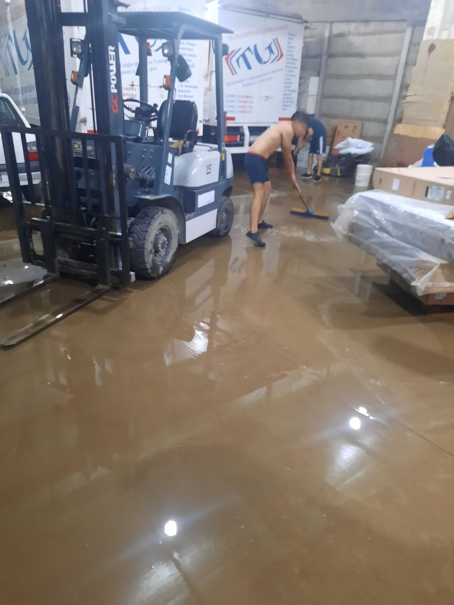 El agua ingresó por segunda vez en dos semanas a un depósito ubicado en Riato 2364.