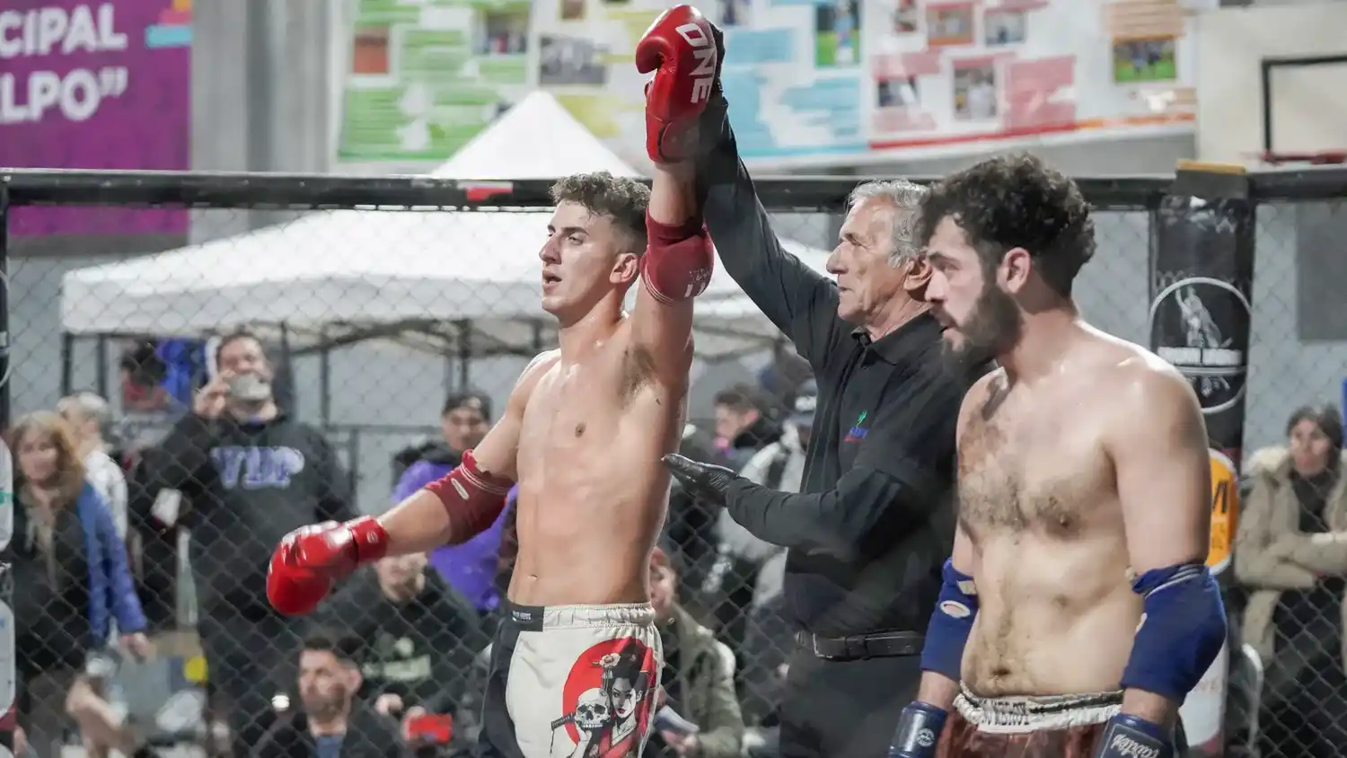 Brazo en alto. Para Malco Álvarez, uno de los puntos altos de la jornada de artes marciales en el Polideportivo