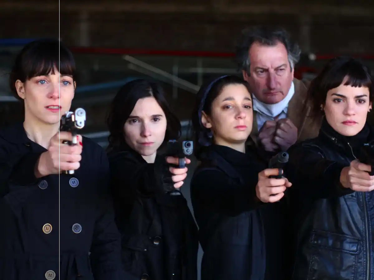 La monumental "La flor", de Mariano Llinás, ganó el Bafici    