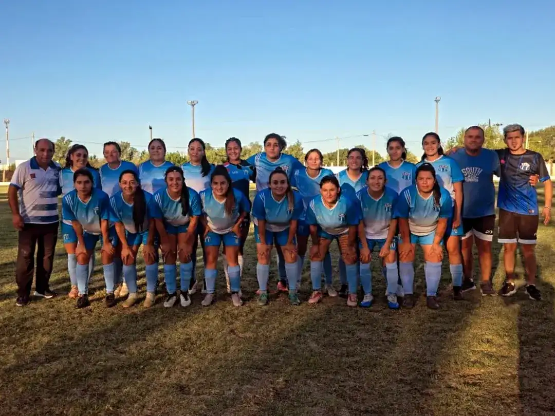 Las chicas del Saca ganaron y siguen con chances de clasificación.