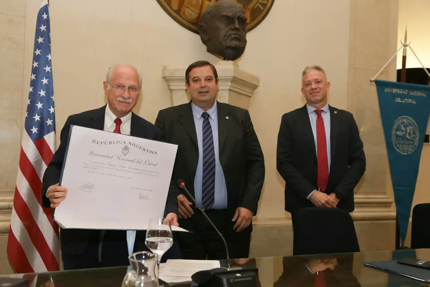 Ignacio Grossmann recibió el Doctorado Honoris Causa de la UNL