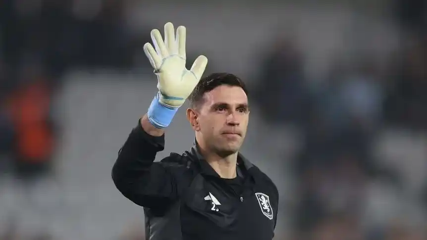 La lesión del arquero fue en el pasado encuentro ante Chelsea, donde debió ser reemplazado en el entretiempo.