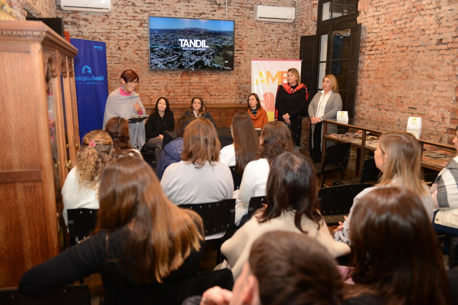 Llega una nueva edición de "Nosotras Hacemos: Voces que inspiran" con foco en el sector comercial