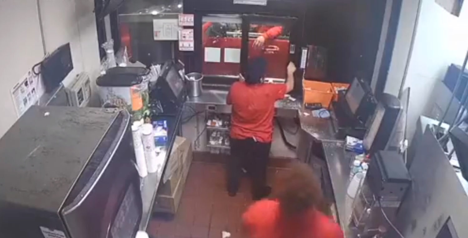 El hecho ocurrió en un establecimiento de la cadena Jack in the Box en la ciudad texana de Houston.