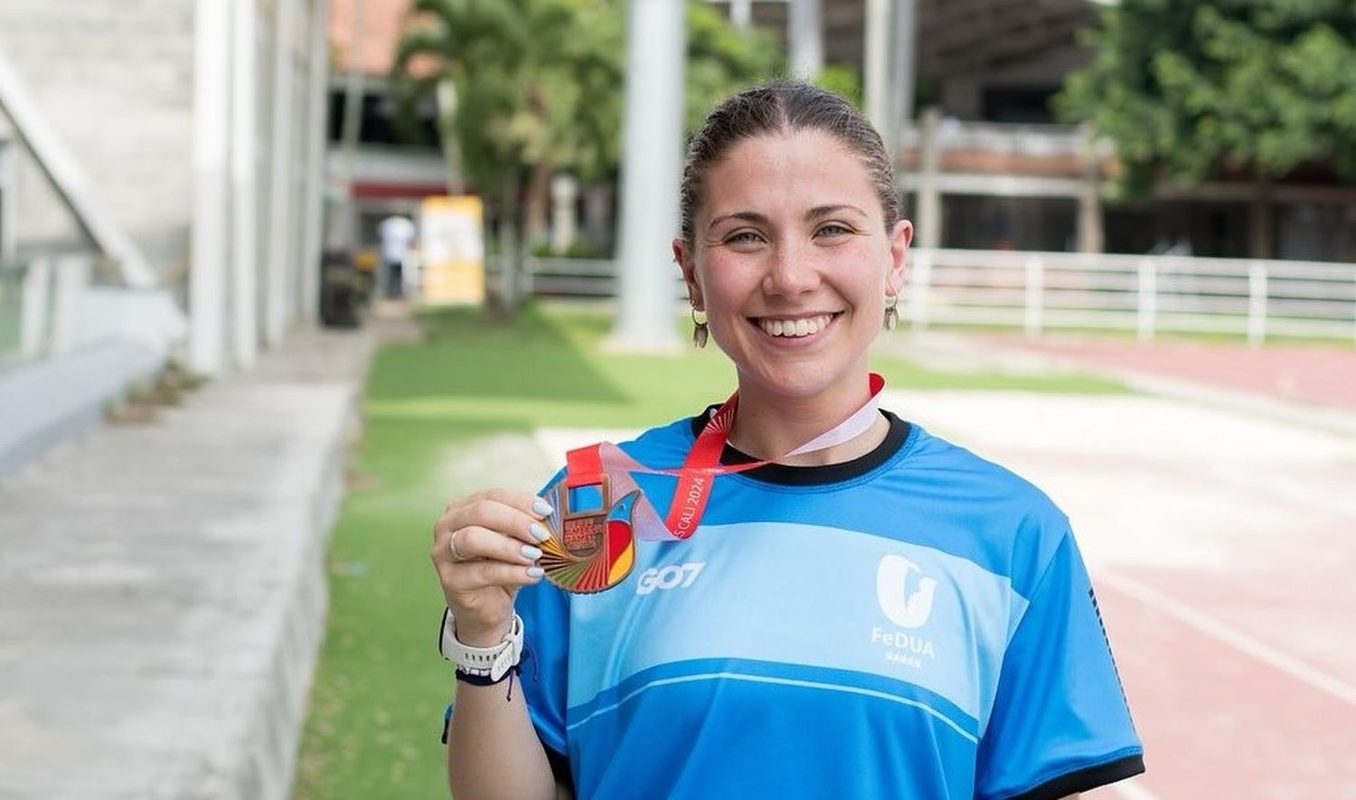Verina Vezzi cosechó la medalla de bronce en la posta femenina 4x400