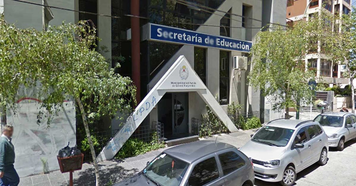 Malestar por la mudanza a contrarreloj de la Secretaría de Educación