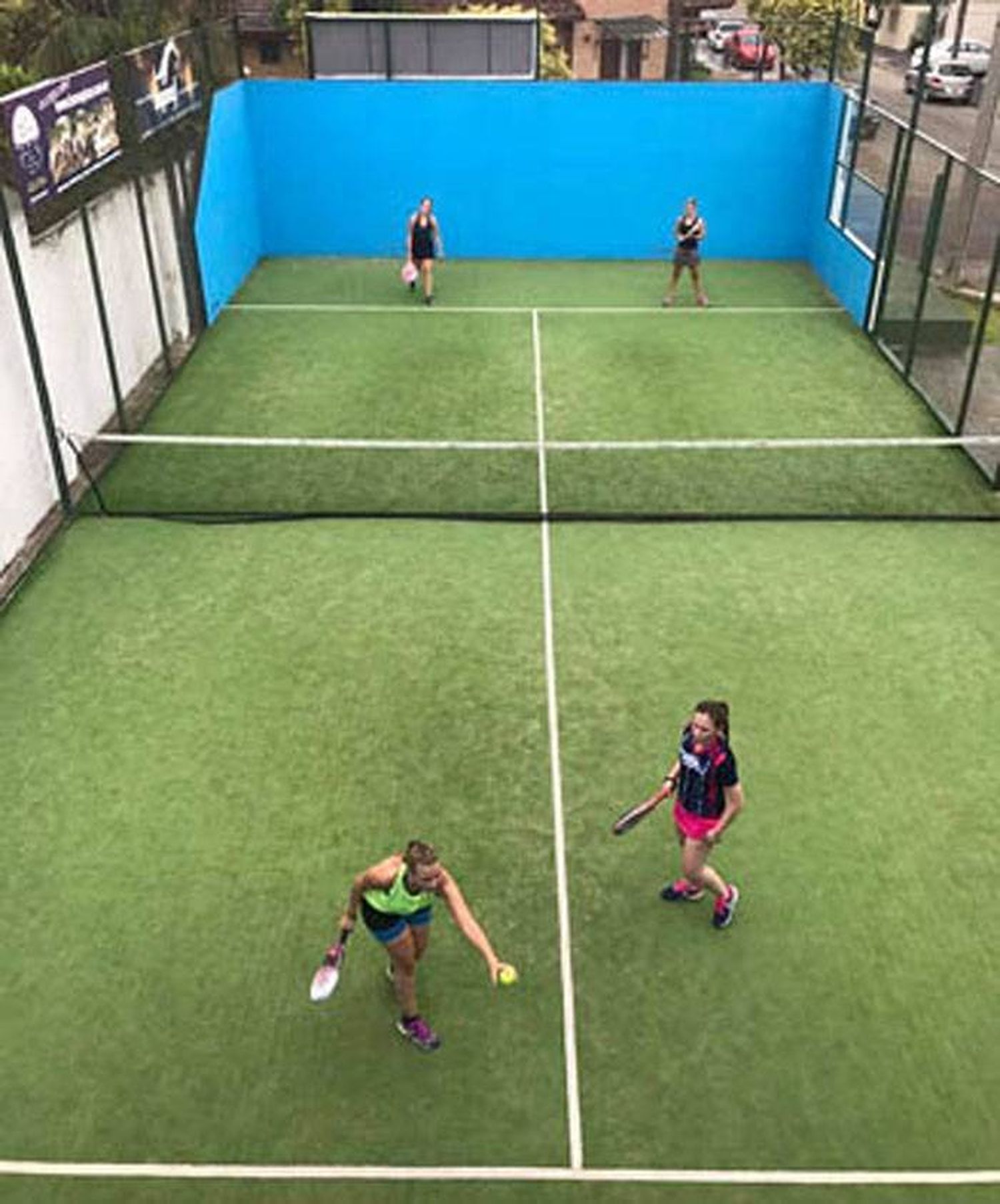 La ciudad de Concordia, será escenario del Campeonato Entrerriano de Padel que organiza la Federación Entrerriana de dicho deporte. Este fin de semana se juega en Gualeguay y Larroque el Clasificatorio