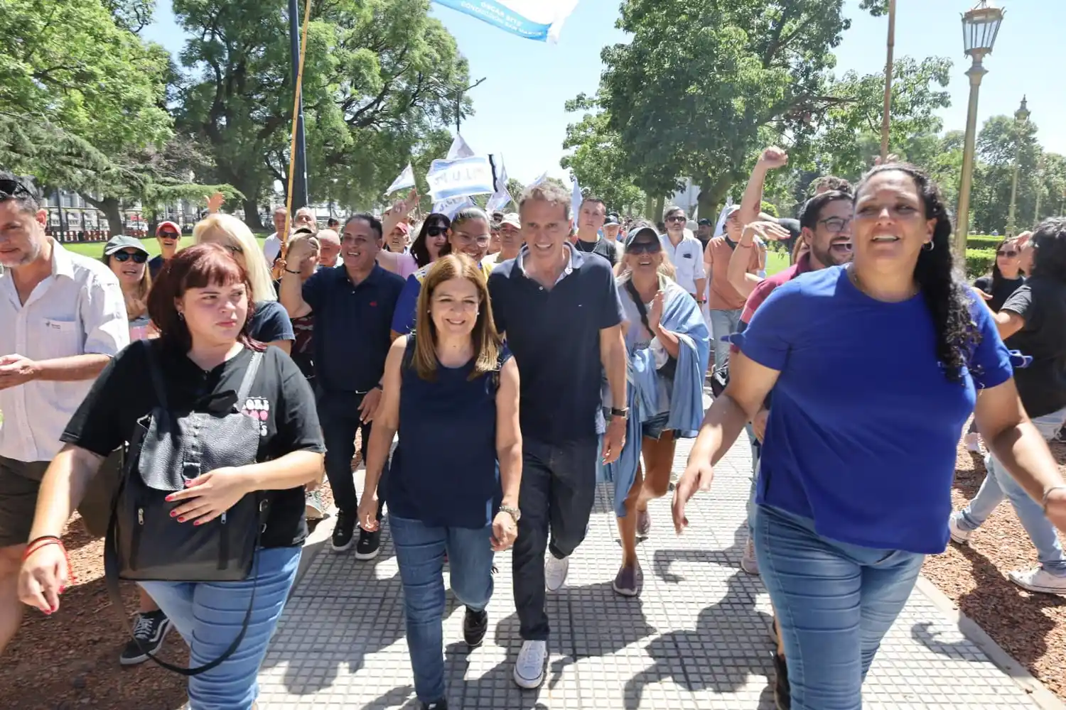 El ministro de Infraestructura, Gabriel Katopodis, en la movilización de la CGT.