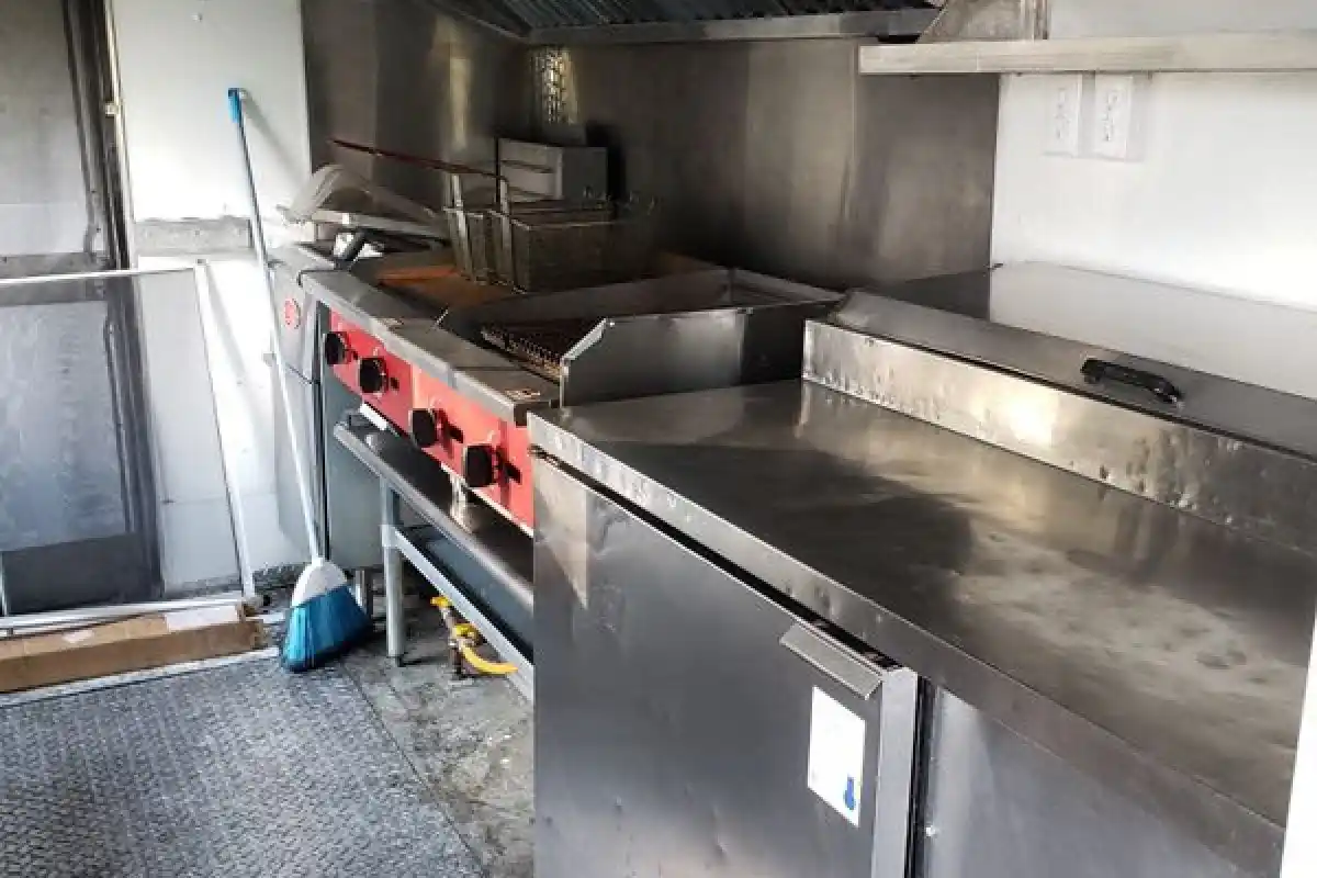 Notificaron a titulares de carritos pancheros de la ciudad